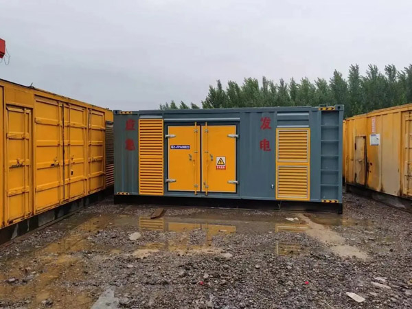 沅江柴油发电机如何判断干式空气滤清器是否需要更换？